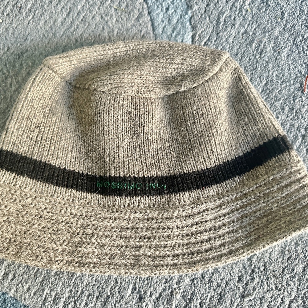 Mossimo. Gray Bucket Hat